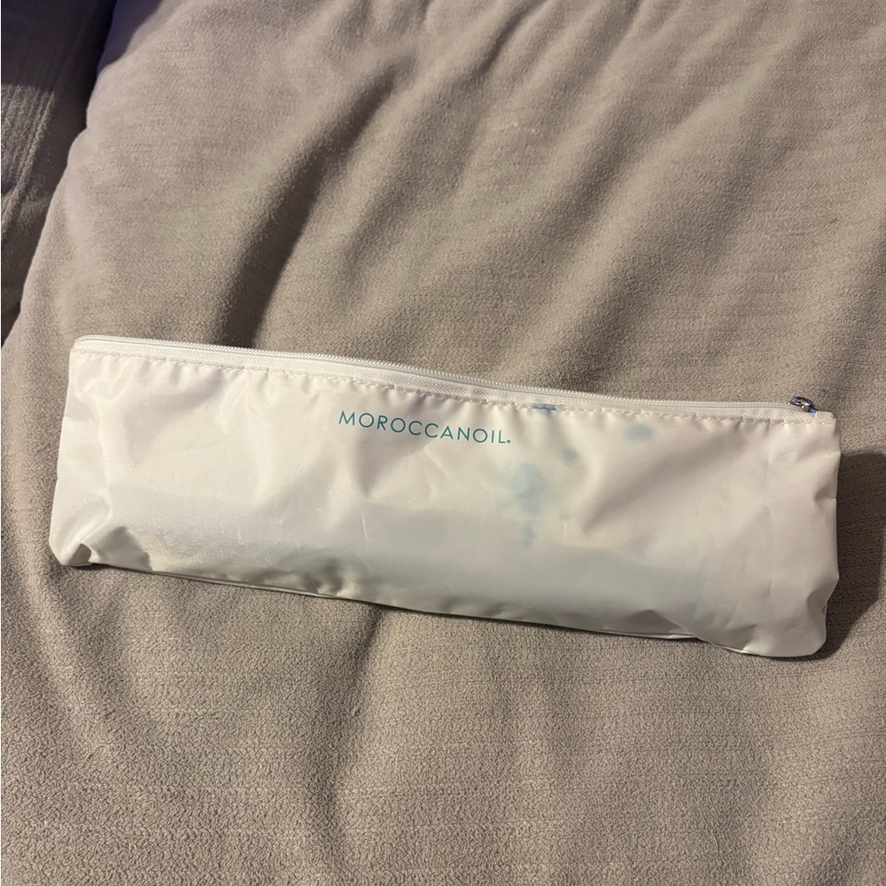 Moroccanoil straightener brush